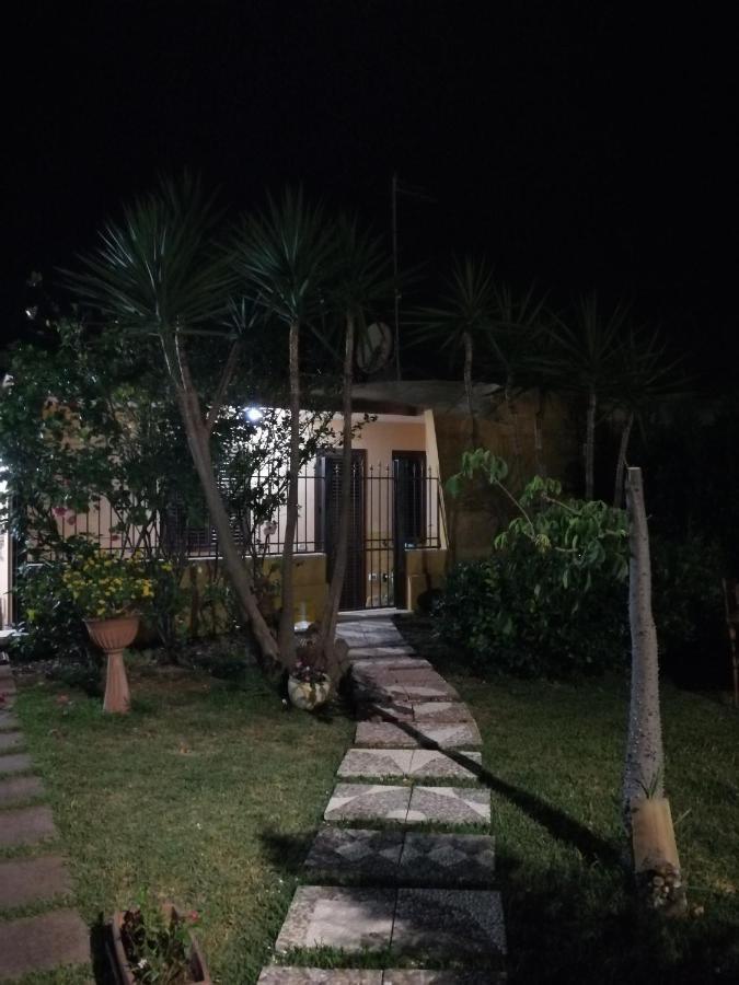 Agua Marina Villa อาโวลา ภายนอก รูปภาพ
