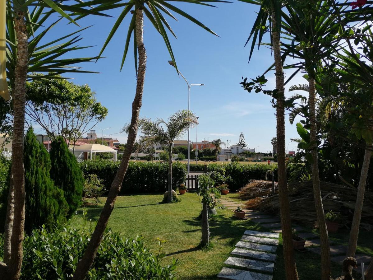 Agua Marina Villa อาโวลา ภายนอก รูปภาพ